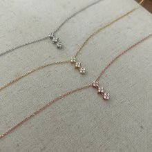 Load image into Gallery viewer, [3rd restock] O&#39;HARA 3-TIER DUAL FLORAL BOUQUET NECKLACE IN SILVER (S925)
