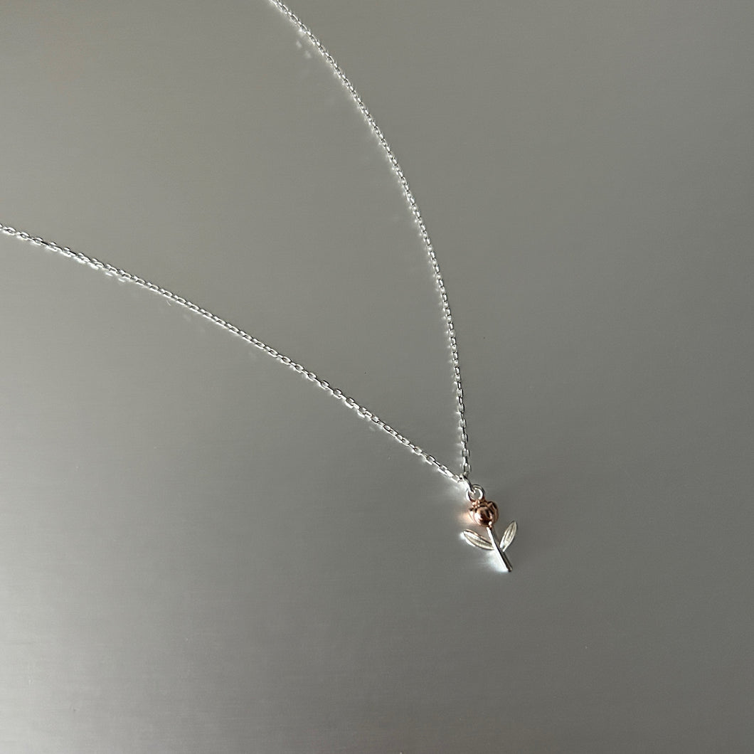 JADED ROSE TULIP IN SILVER (S925)