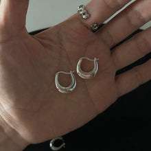 Load image into Gallery viewer, BLANCHE EARRING
