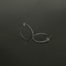 Load image into Gallery viewer, ELOISE EARRINGS IN SILVER (WHITE TOPAZ)
